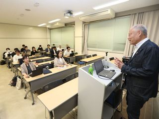 企業経営テーマに講演 「経営者特別講義」スタート　岡山大 岡山経済同友会の会員講師