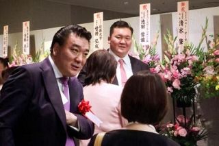 宮城野親方、多くを語らず　伊勢ケ浜親方パーティー