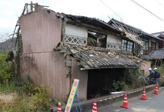 笠岡市 倒壊恐れの空き家撤去開始　特措法に基づく市初の代執行