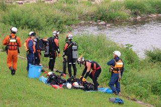 「人が流された」と１１９番　岡山市の旭川、２人が心肺停止か