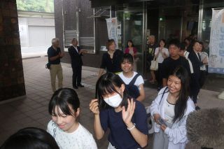 米メンローパーク市を訪問　備前の中学生１０人出発式
