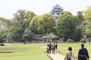 岡山城と後楽園 ひな祭り催し企画　３月１～３日 多彩な展示や体験を