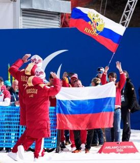 冬季パラ、ロシア国歌に抗議噴出　ウクライナは閉会式も拒否