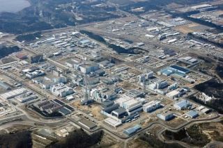 【再処理工場】審査停滞、迫る「２８回目」　完成延期濃厚、広がる余波