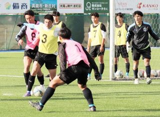 サッカー 学芸館２大会ぶり頂点を　全国高校選手権 初戦は矢板中央