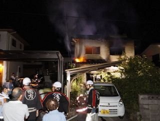 浅口市で民家全焼　焼け跡から男性の遺体