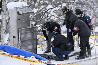 スキー場で“エスカレーター”に乗った幼い命は「法の隙間」に挟まれ消えた　生かされなかった１０カ月前の教訓、国への取材はたらい回しにされ…