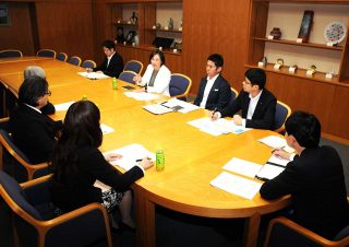 高校教育改革テーマに意見交換　県総合教育会議で知事と教育委員