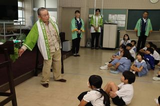 アレキの特徴学ぶ出前授業　岡山・竜之口小、実食も