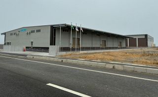 粉末炭素、原材料用の倉庫を新設　丸豊鋳材製作所、生産増強とＢＣＰの一環