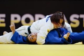 日本が２年ぶり優勝　世界柔道の混合団体