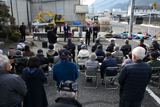 萩原氏後援会事務所開き　美作市長選