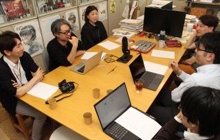 教職員の個性や魅力 トークで発信　県立大・高橋准教授らラジオ放送〝開局〟