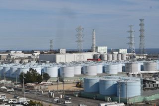 復興へ教訓どう生かす 福島第１原発取材団に参加　デブリ回収、除染 険しい道のり