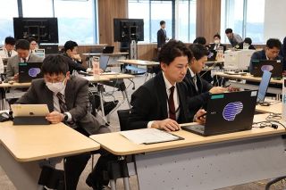 サイバー犯罪捜査 知識や技能競う　岡山県警がコンテスト 