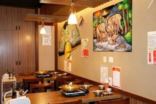 タイ鍋「ムーガタ」専門店、北国に　ジンギスカンそっくり、焼いて煮て