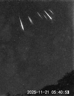 「流星クラスター現象」 岡山など西日本５地点で観測　徳島・阿南市科学センター「現象解明につながる」