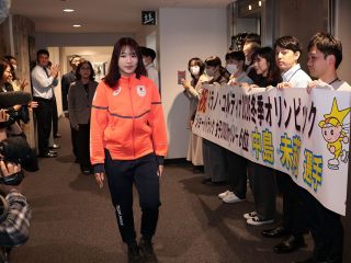 中島選手に県スポーツ特別顕賞授与　ミラノ五輪ＳＴ女子入賞