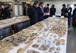 構造や盛り土の発掘調査継続　作山古墳、第４回指導委員会