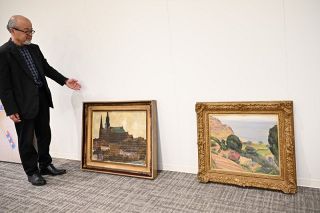 美作市新庁舎に絵画４点寄贈　勝央の洋画家高木さん収集