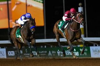 フォーエバーヤングが２連覇　競馬のサウジカップ