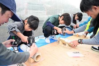 湯郷温泉街 竹灯籠で彩ろう　１１月１日に商工会青年部企画、２０００基用意
