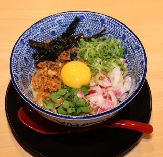 「福山混ぜそば」新たなご当地麺に　卵、豚肉、ノリ…地元食材使い新店