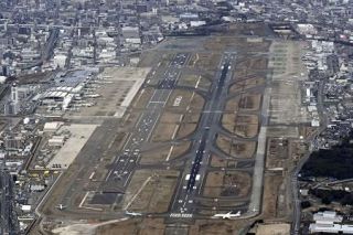 「日本一過密」の空港、汚名返上なるか　福岡に２本目滑走路、２０日運用開始