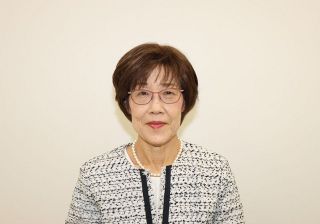 日展特選　岡山から２人　書道・小野玲華さん、筈井淳さん