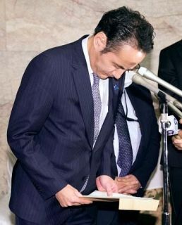 簗農相、予算削減発言を撤回　「極めて不適切で反省」