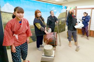 岡山・沖新田の干拓物語を劇に　市民劇団と住民協力、１８日上演