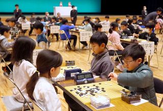 こども棋聖戦開幕 ８８人が熱戦　くらしき吉備真備杯 ４強決まる