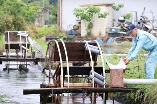 リズム刻む水車 倉敷市祐安地区　日本の原風景 ９月上旬まで