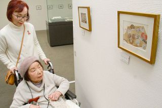 ＳＮＳで反響 ９６歳の新聞ちぎり絵　瀬戸内市で木村セツさん展