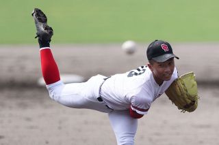 山陽１０年ぶり決勝へ 学芸館に８－２の快勝 春の岡山県高校野球準決勝　決勝で創志と対決