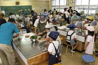 学校運営、地域と協働　和気・本荘小教員の時間外勤務半減