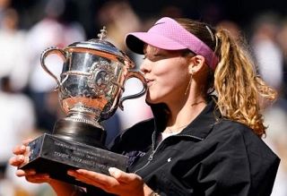 １９歳のアンドレエワ初優勝　全仏テニス女子シングルス