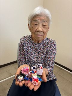 【ひとトーク】岡山市北区の金光和子さん　交通安全の願い込め一針一針　