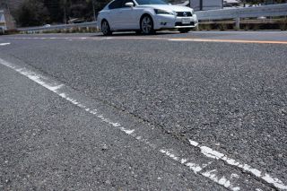 道路白線のかすれ度合いをＡＩで把握　岡山県がシステム導入へ