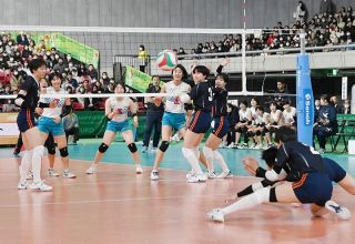 就実が決勝逃す 全日本高校バレー　共栄学園（東京）に１―３