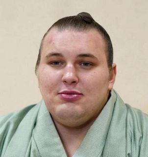 かど番安青錦、左足首負傷　稽古切り上げ、不安増す