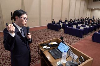 「ＡＩは経営の武器」第一生命経済研 柏村氏が講演　山陽新聞プレミアム倶楽部勉強会