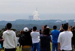 Ｈ３ロケット６号機打ち上げ成功　主エンジン３基新形態、衛星分離