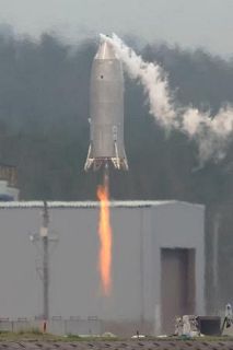 再使用ロケット実験機、着陸成功　ＪＡＸＡ、１１メートル上昇