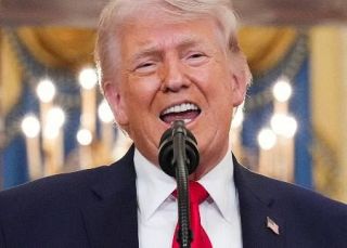 米大統領、７日未明に記者会見へ　「海峡を開けろ。ろくでなし」