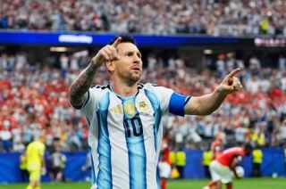 アルゼンチン突破、メッシは２発　オーストリア下し２連勝