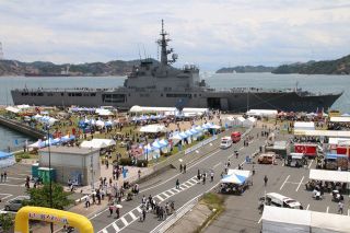 海、船、港 親しんで １６、１７日、玉野・港フェス　海自艦公開など