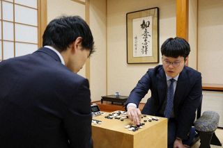 関西棋院第一位決定戦 余第一位９連覇　瀬戸八段に連勝