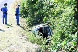 岡山・美作で川に軽乗用車転落　運転していた女性死亡