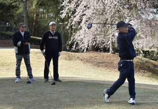 山陽新聞杯アマゴルフ Ａ組武田さん（玉野）、Ｂ組内田さん（倉敷）Ｖ